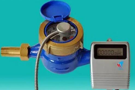 有線遠(yuǎn)傳水表如何接水管?廠家為你科普!