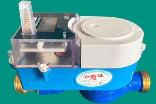 為什么預付費水表里還有費用就停水？